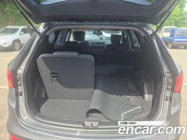 Hyundai Санта Фе 2013 thumb 4