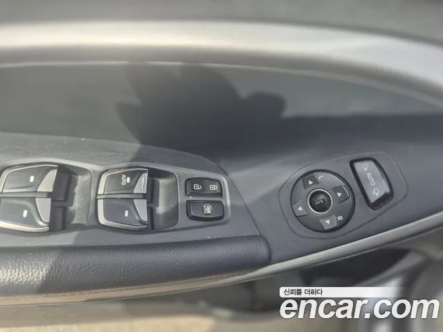 Hyundai Санта Фе 2013 thumb 9