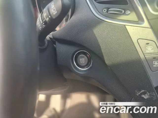Hyundai Санта Фе 2013 thumb 11