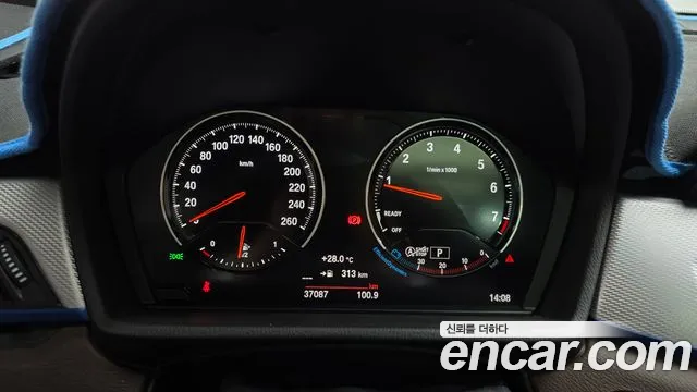 BMW X2 2022 thumb 4