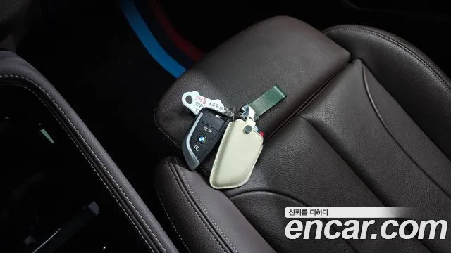 BMW X2 2022 thumb 9