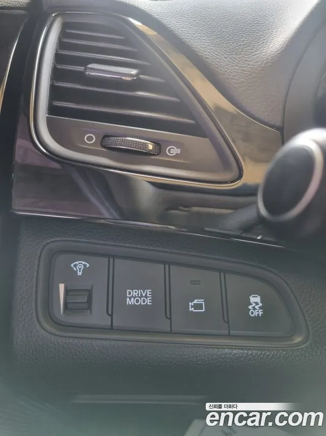 Hyundai Grandeur 2014 thumb 3
