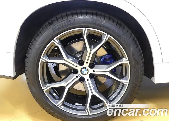 BMW X5 2025 thumb 12