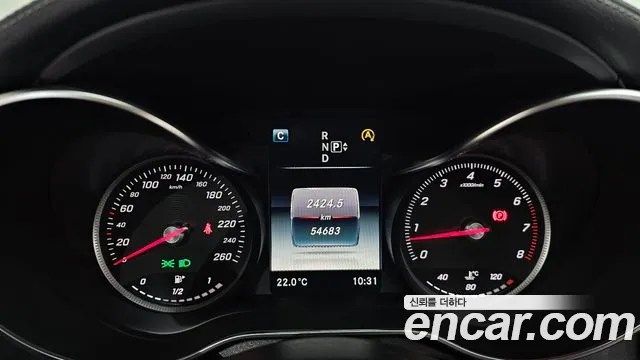 Mercedes-Benz C-Class 2015 thumb 12