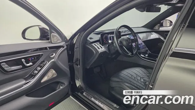 Mercedes-Benz S-Class 2021 thumb 5