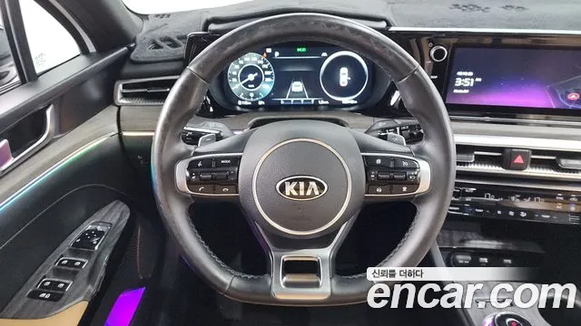 Kia K5 2021 thumb 8