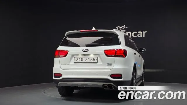 Kia Sorento 2018 thumb 5