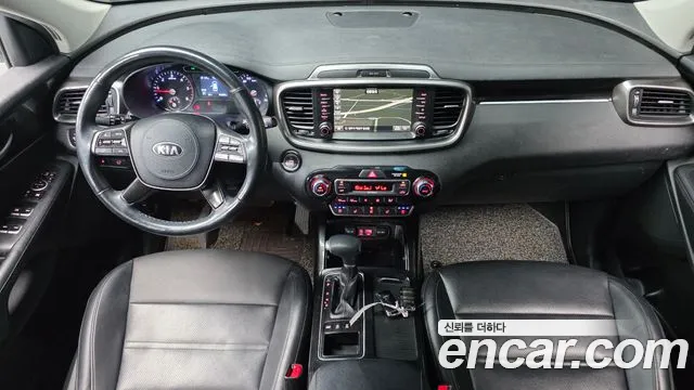 Kia Sorento 2018 thumb 3