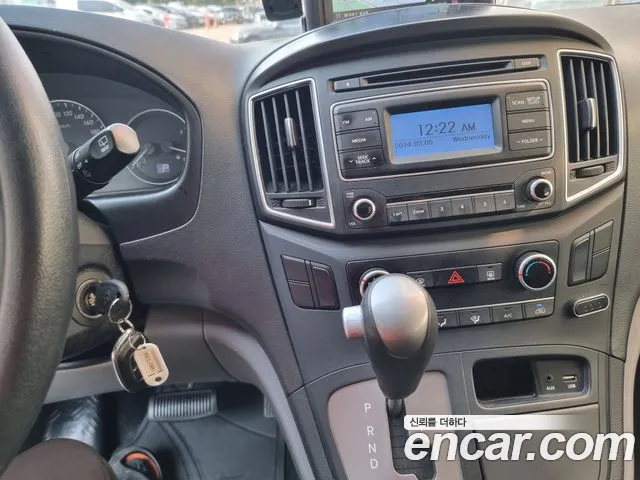 Hyundai Staria 2016 thumb 6