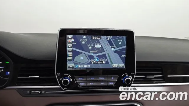 Hyundai Staria 2019 thumb 10