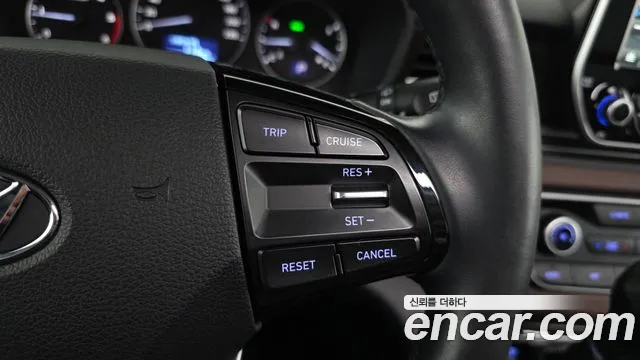 Hyundai Staria 2019 thumb 9