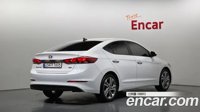 Hyundai Avante 2017 thumb 11