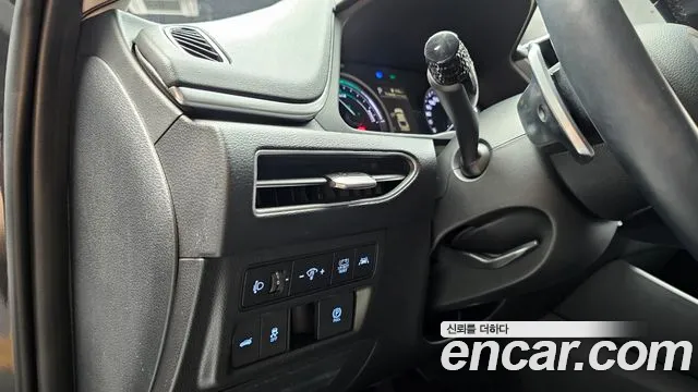 Hyundai Hybrid 2022 thumb 11