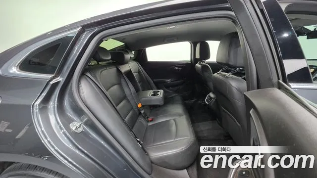 Chevrolet Malibu 2016 thumb 11
