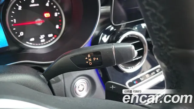 Mercedes-Benz C-Class 2020 thumb 7