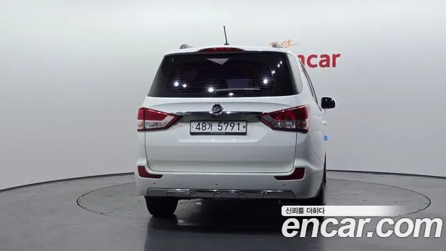 KGM Korando 2018 thumb 8