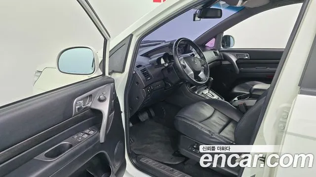 KGM Korando 2018 thumb 2
