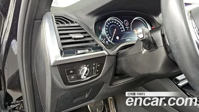 BMW X3 2018 thumb 11