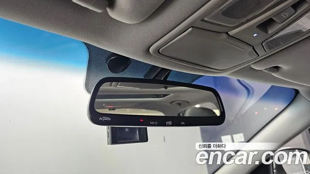Kia K5 2010 thumb 9