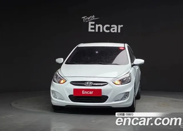 Hyundai Accent 2015 thumb 2