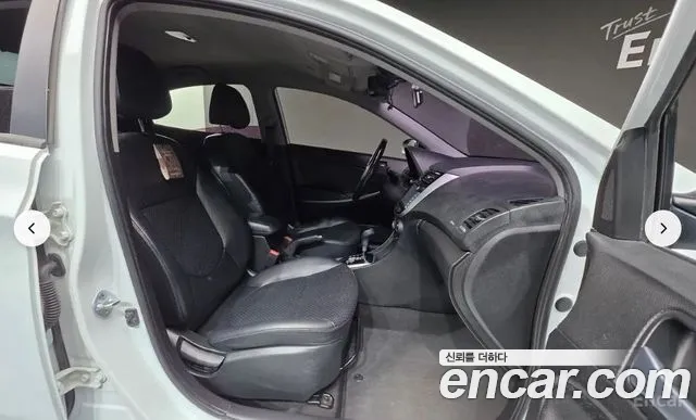 Hyundai Accent 2015 thumb 10