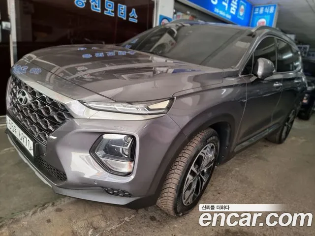 Hyundai Santa Fe 2018 thumb 5