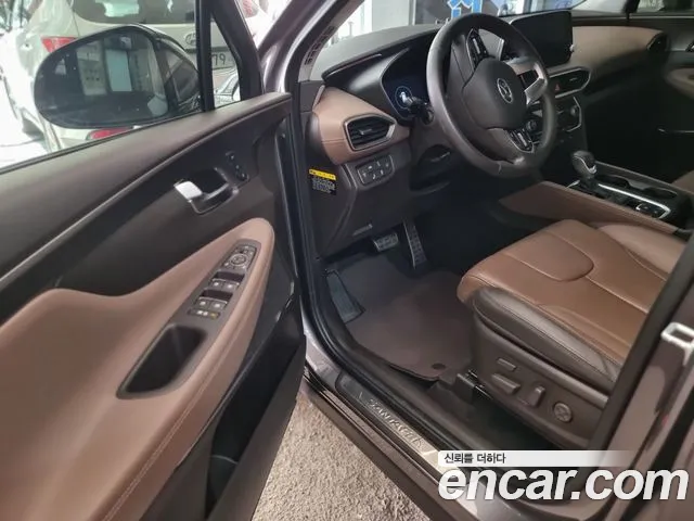 Hyundai Santa Fe 2018 thumb 3
