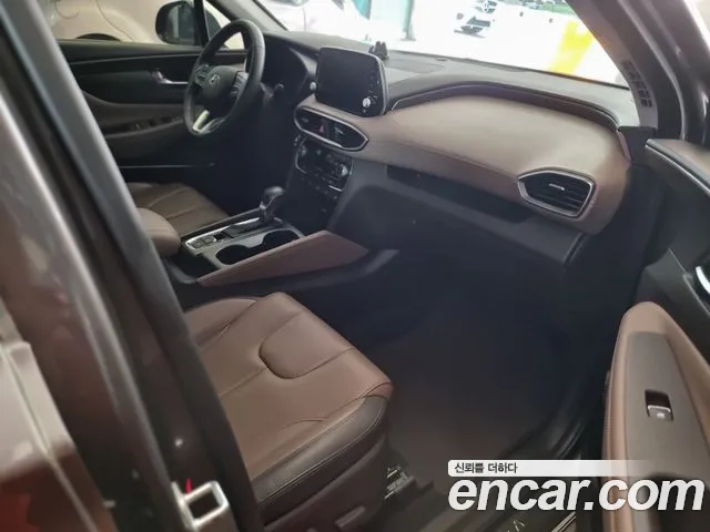 Hyundai Santa Fe 2018 thumb 2