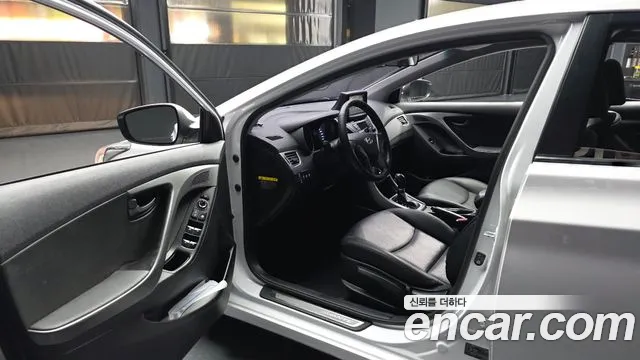 Hyundai Elantra 2014 thumb 8