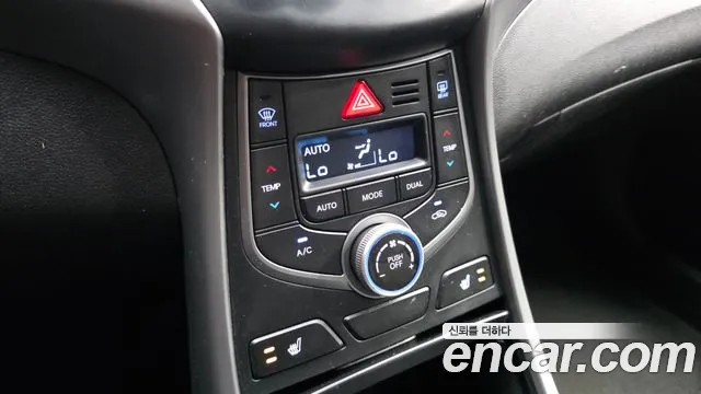 Hyundai Elantra 2014 thumb 3