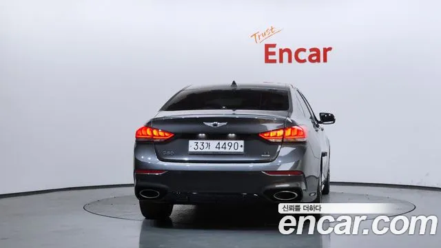 Genesis G80 2018 thumb 2