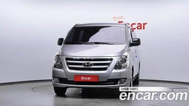Hyundai Staria 2017 thumb 5