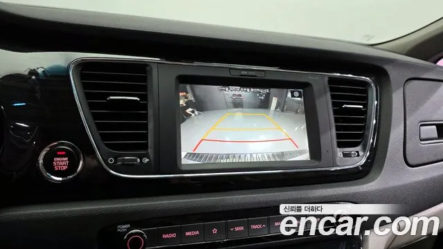 Kia Carnival 2019 thumb 7