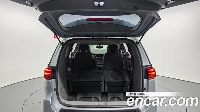 Kia Carnival 2019 thumb 12