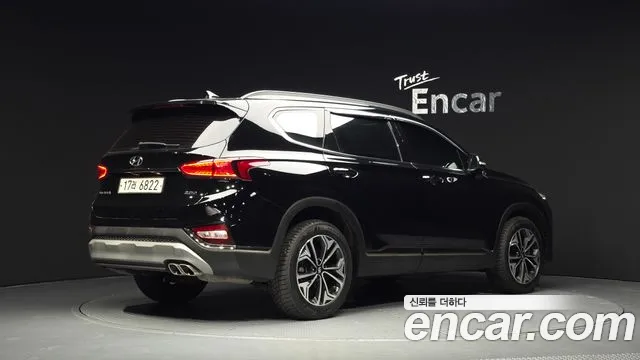Hyundai Santa Fe 2019 thumb 8