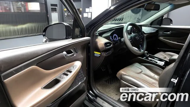 Hyundai Santa Fe 2019 thumb 6