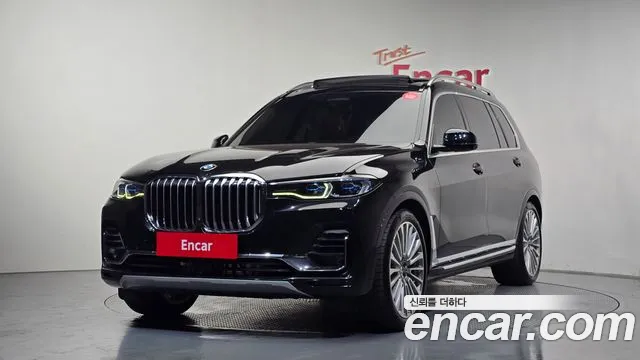 BMW X7 2021 thumb 10