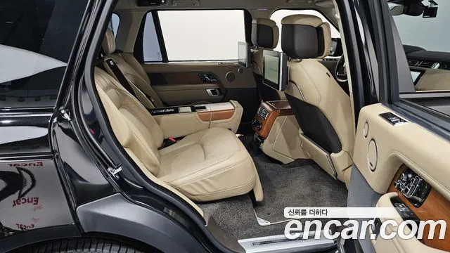 Land Rover Range Rover 2019 thumb 5