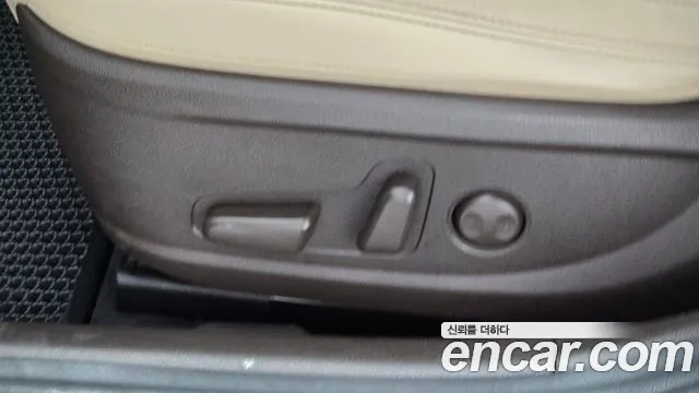 Hyundai Grandeur 2018 thumb 3