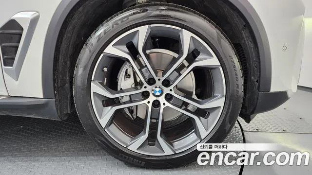 BMW X5 2025 thumb 2
