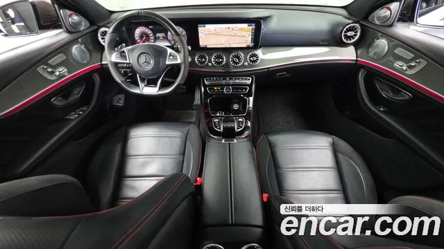 Mercedes-Benz E-Class 2017 thumb 8