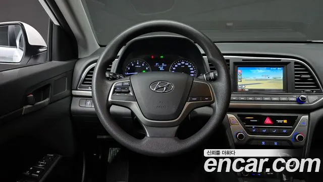 Hyundai Avante 2016 thumb 4
