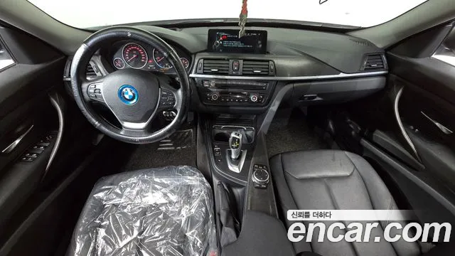 BMW 3 серии Gran Turismo 2016 thumb 11