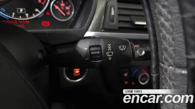 BMW 3 серии Gran Turismo 2016 thumb 12