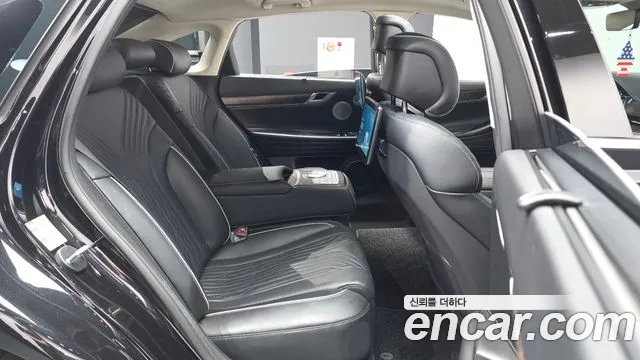 Genesis G80 2022 thumb 12