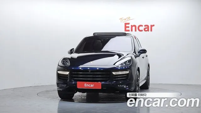 Porsche Cayenne 2017 thumb 11