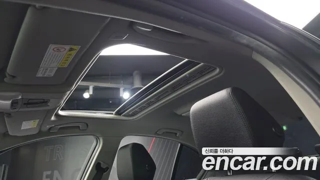 BMW 3 серии 2018 thumb 4