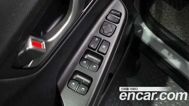 Hyundai Kona 2018 thumb 2
