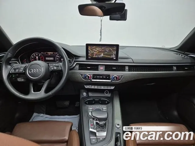 Audi A4 2019 thumb 6