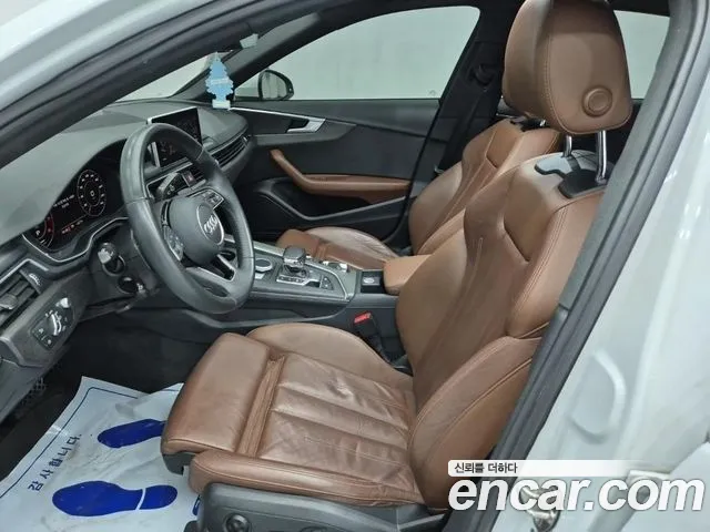 Audi A4 2019 thumb 11